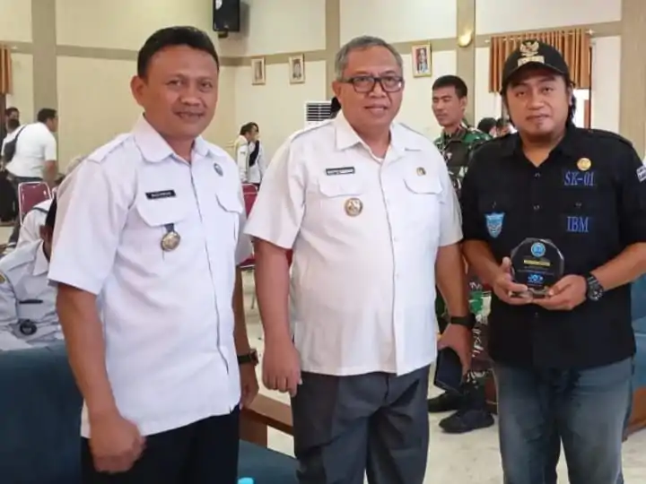 Kepala Desa Purwasari Raih Penghargaan P4GN Pada Peringatan Hari Anti Narkoba Intrnasional